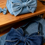Manuela - Retro Bag with Bow